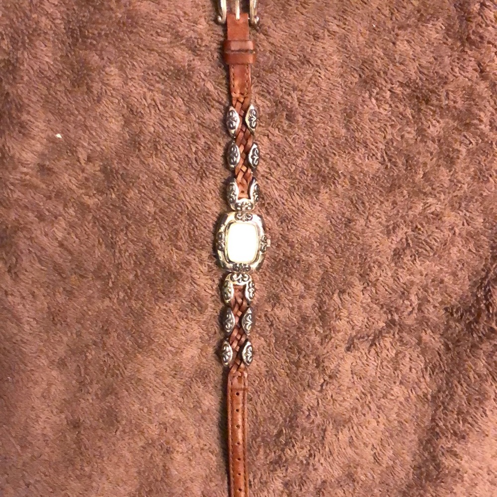 Vintage. Brighton Mazatlan Brown leather band watch. 🌈🌈